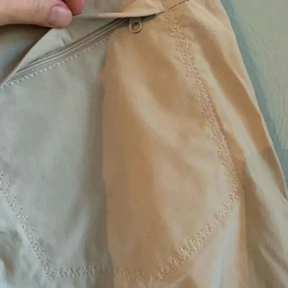 Eddie Bauer quick dry crop hiking pants - Picture 4 of 6